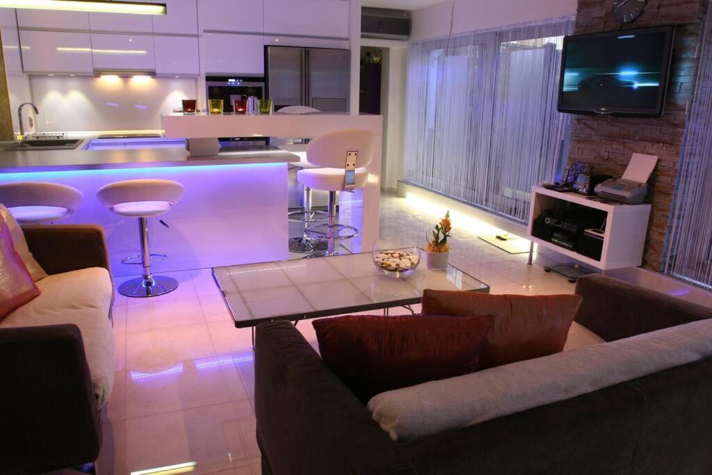 Nice Life - Luxury Apartment In The Old Town. Μπρατισλάβα Εξωτερικό φωτογραφία