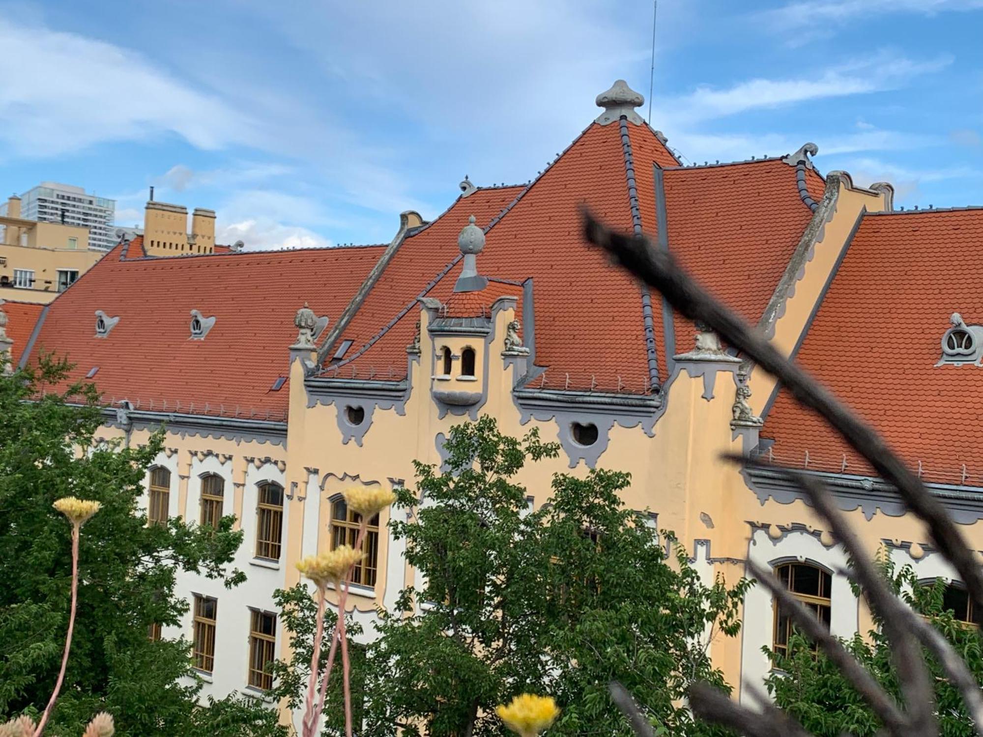 Nice Life - Luxury Apartment In The Old Town. Μπρατισλάβα Εξωτερικό φωτογραφία